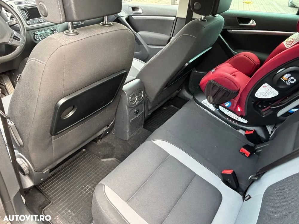 Volkswagen Tiguan 2.0 TDI DPF 4Motion BlueMotion Technology DSG Life - 9