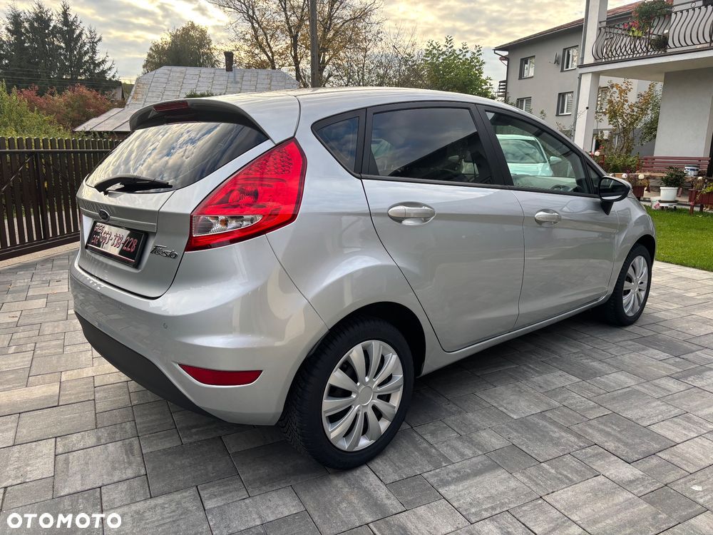 Ford Fiesta 1.25 Champions Edition - 10