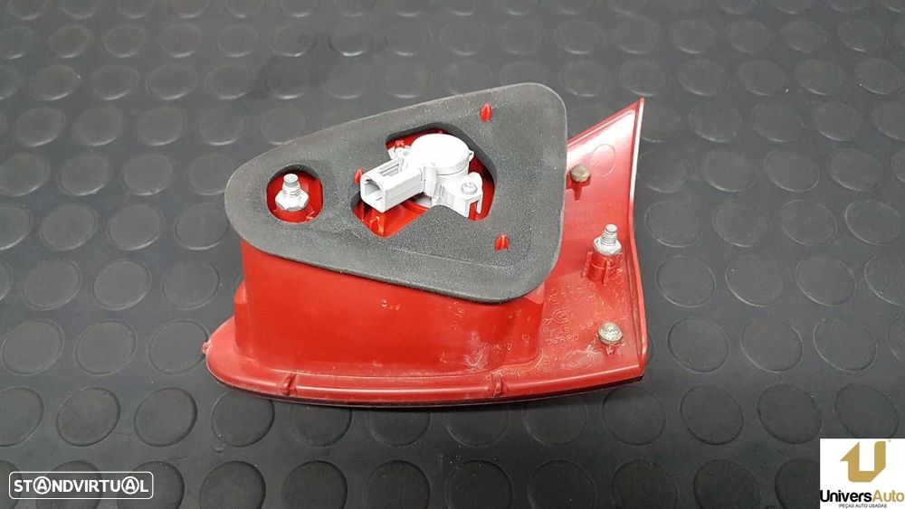 FAROLIM TRASEIRO ESQUERDO ALFA ROMEO 147 2000 -0046556346 - 5