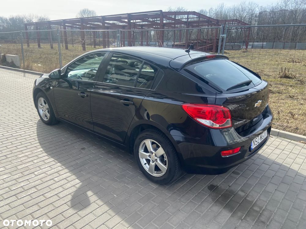 Chevrolet Cruze - 5