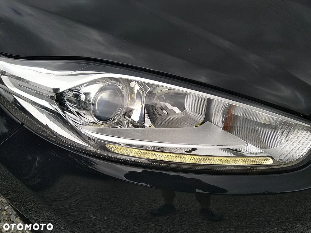 Ford Fiesta 1.0 EcoBoost Titanium - 11