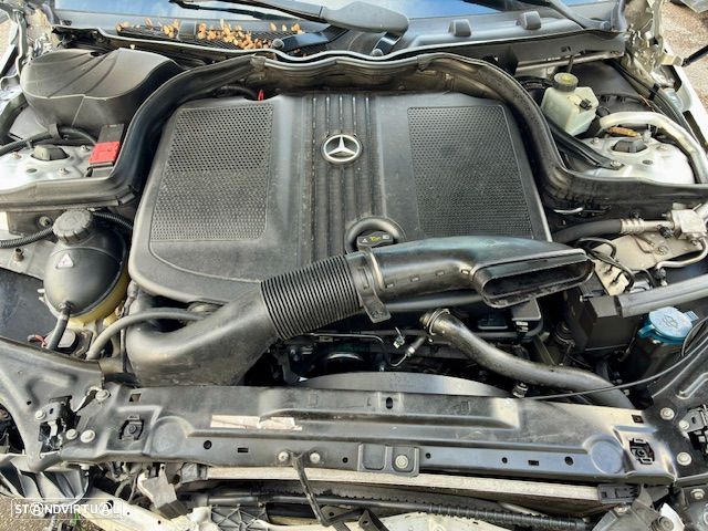 Mercedes-Benz C 200 - 6