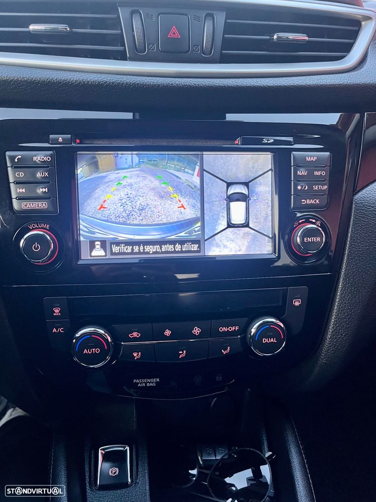 Nissan Qashqai 1.5 dCi N-Connecta 18 - 15