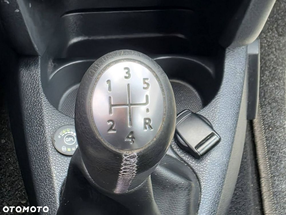 Dacia Sandero Stepway TCe 90 (S&S) Celebration - 25