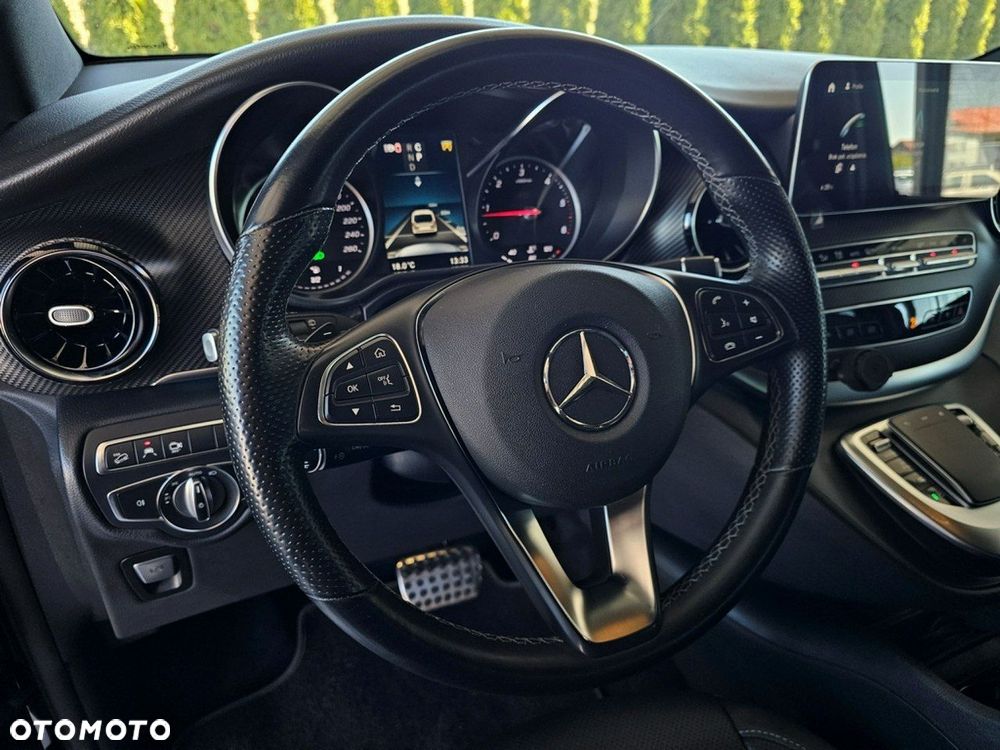 Mercedes-Benz Klasa V - 14