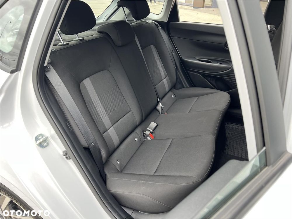 Hyundai i20 1.2 Modern - 17