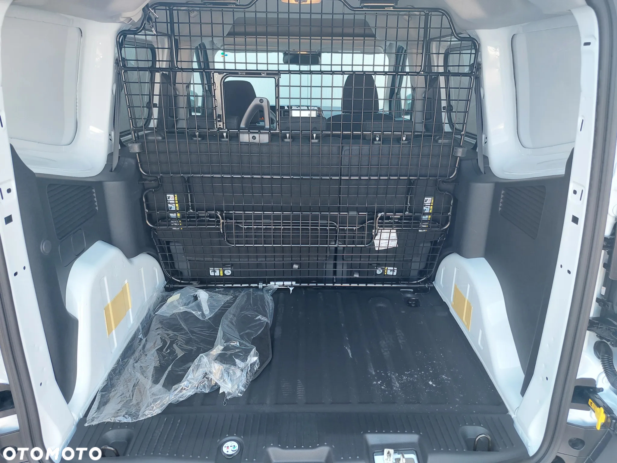 Ford Transit Courier 1.0 EcoBoost Trend - 25