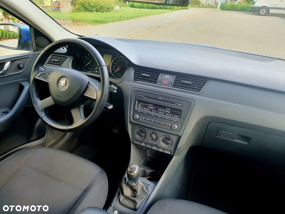 Skoda RAPID 1.2 TSI Ambition - 29