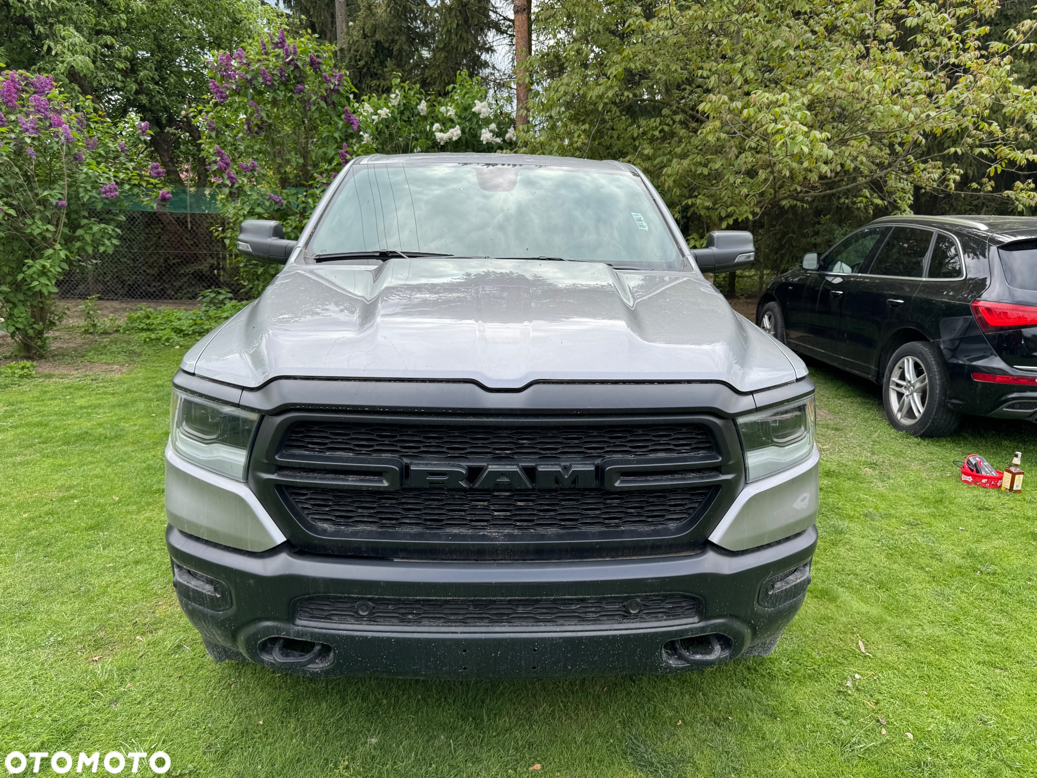 Dodge RAM 1500 5.7 4x4 - 18