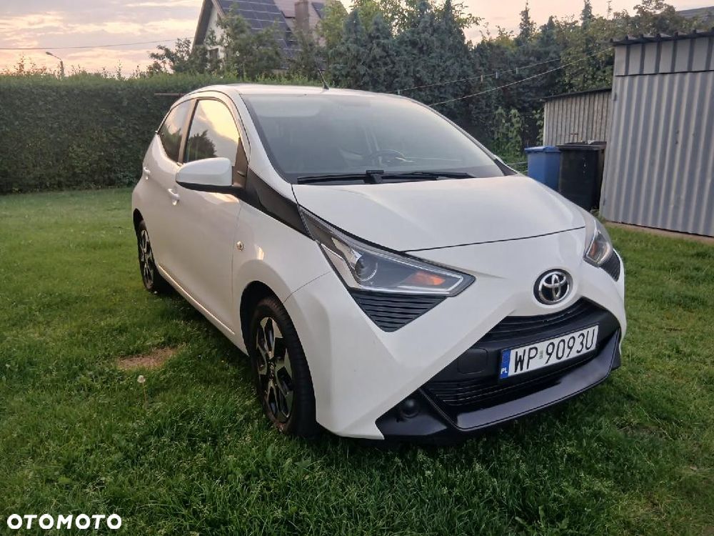 Toyota Aygo 1.0 VVT-i Black Edition - 1