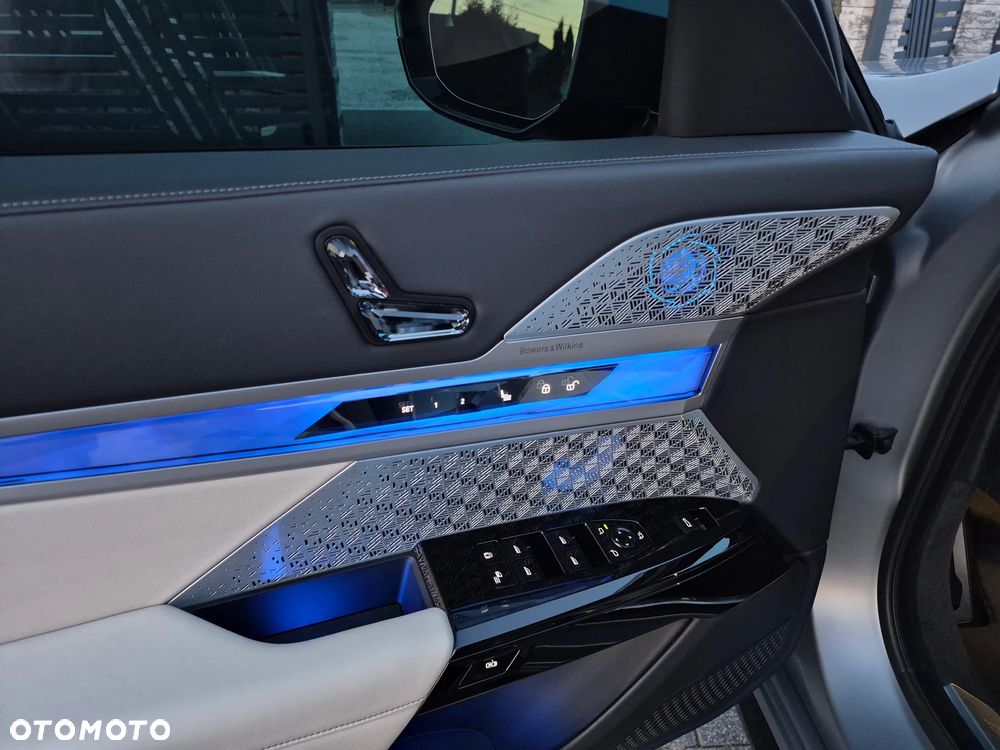 BMW Seria 7 740i - 13