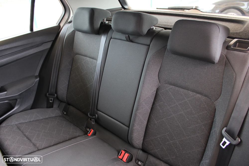 VW Golf 2.0 TDI Life - 27