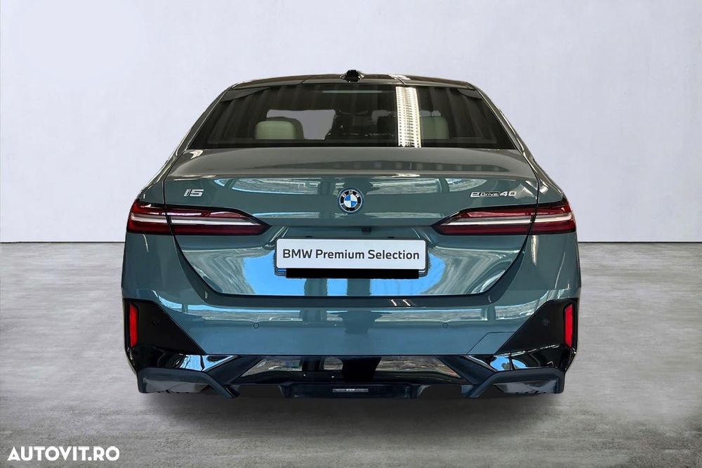 BMW i5 eDrive40 - 6