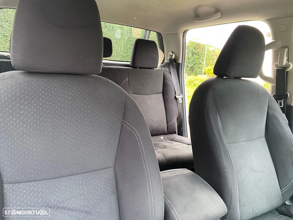 Nissan Navara 2.3 dCi CD 4WD N-Connecta Nav+Barras - 7