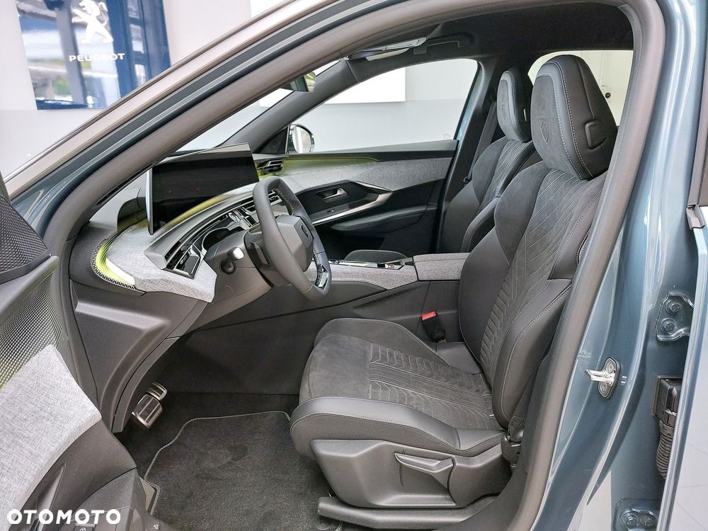 Peugeot 3008 1.2 PureTech mHEV GT S&S e-DCS6 - 10