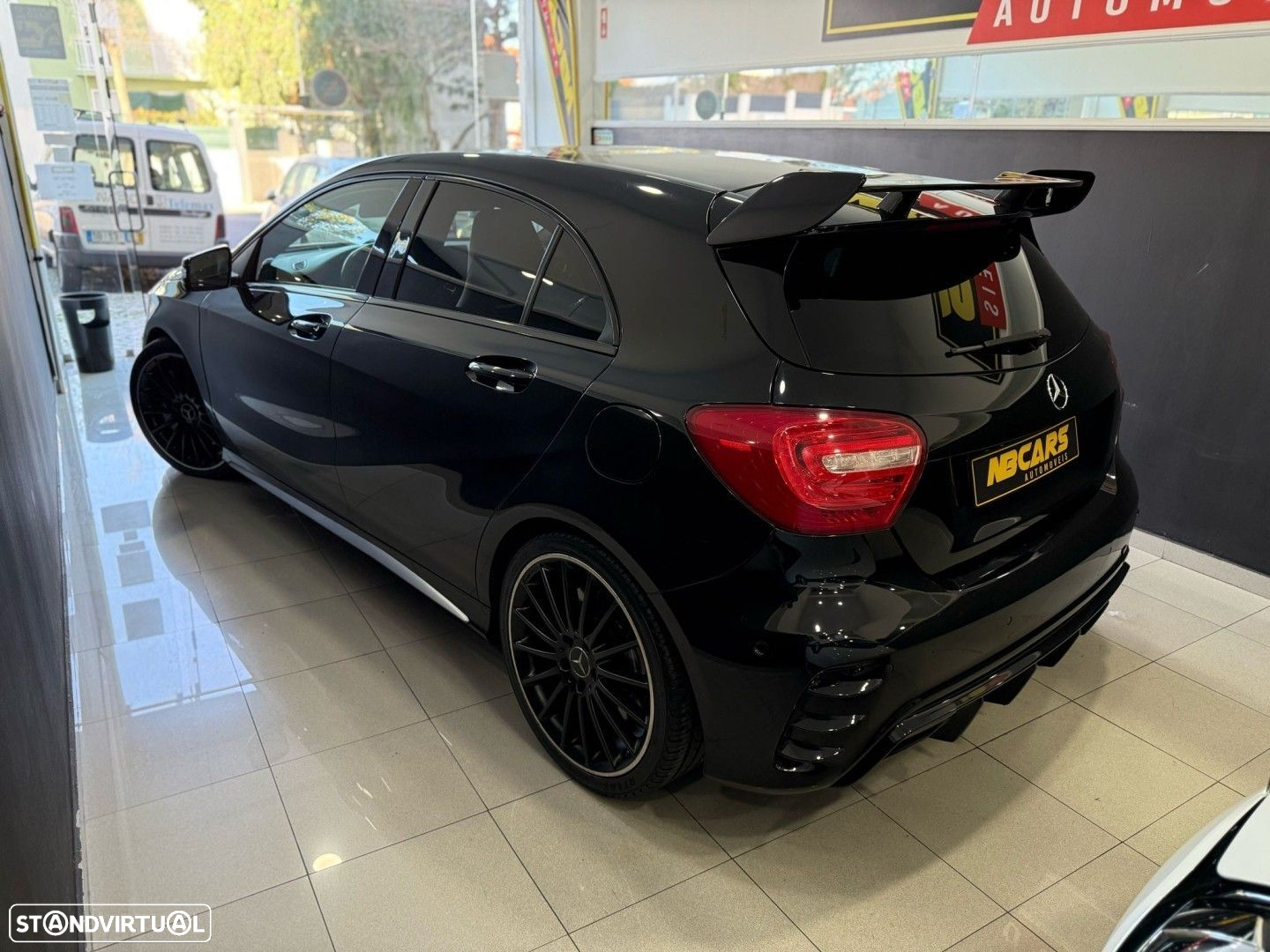 Mercedes-Benz A 45 AMG 4-Matic - 3