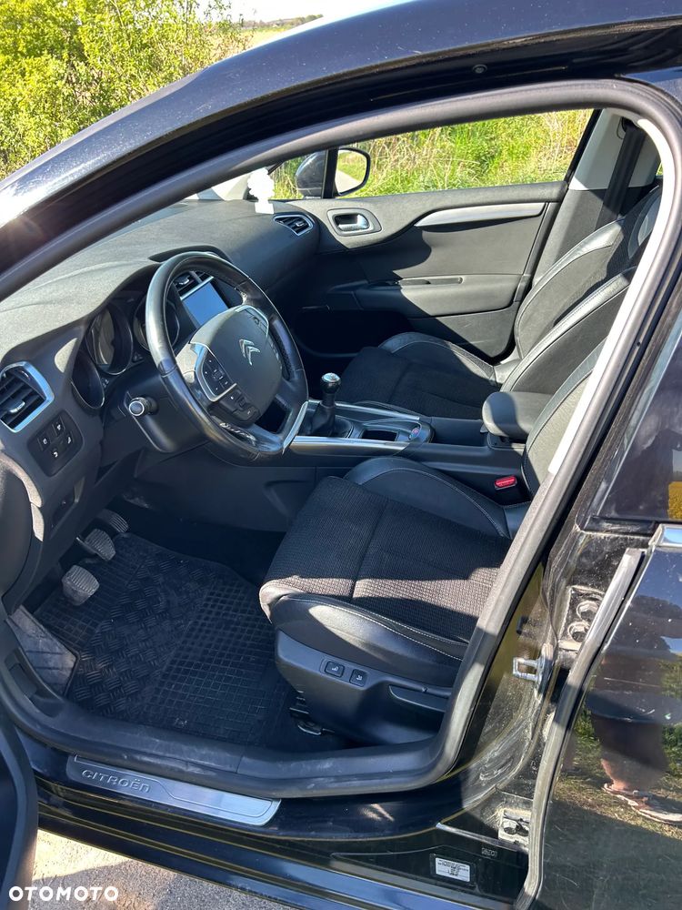 Citroën C4 1.6 VTi Exclusive - 8