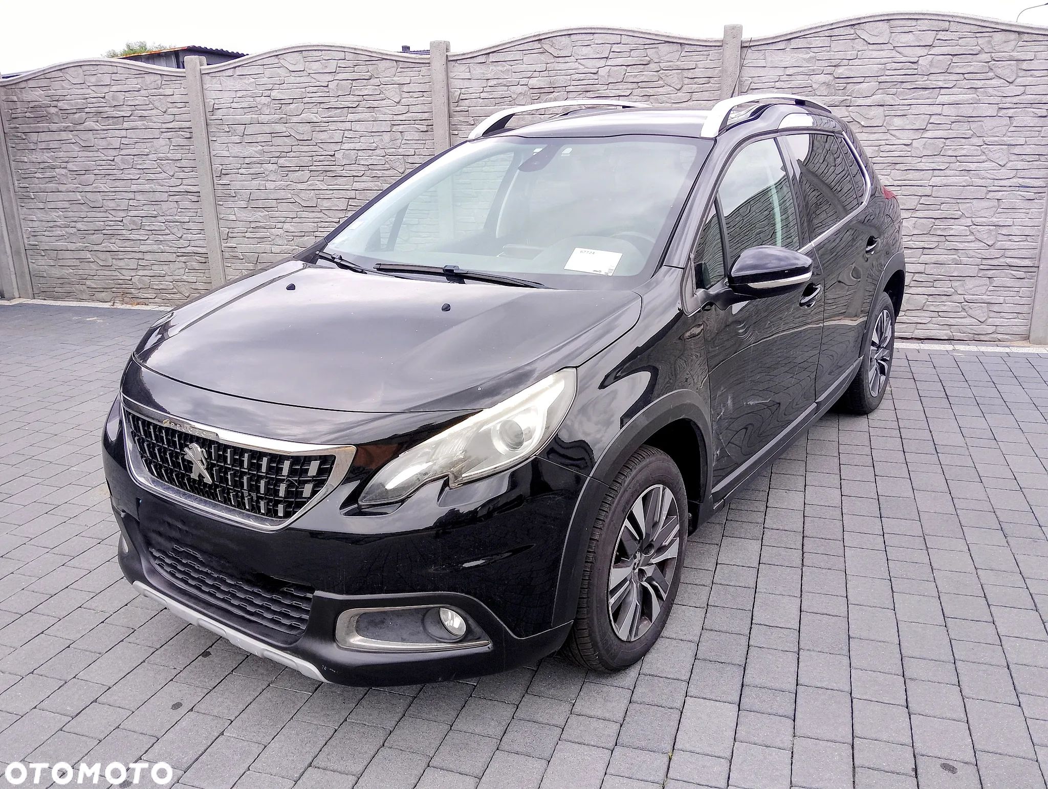 Peugeot 2008 1.6 BlueHDi Allure - 1