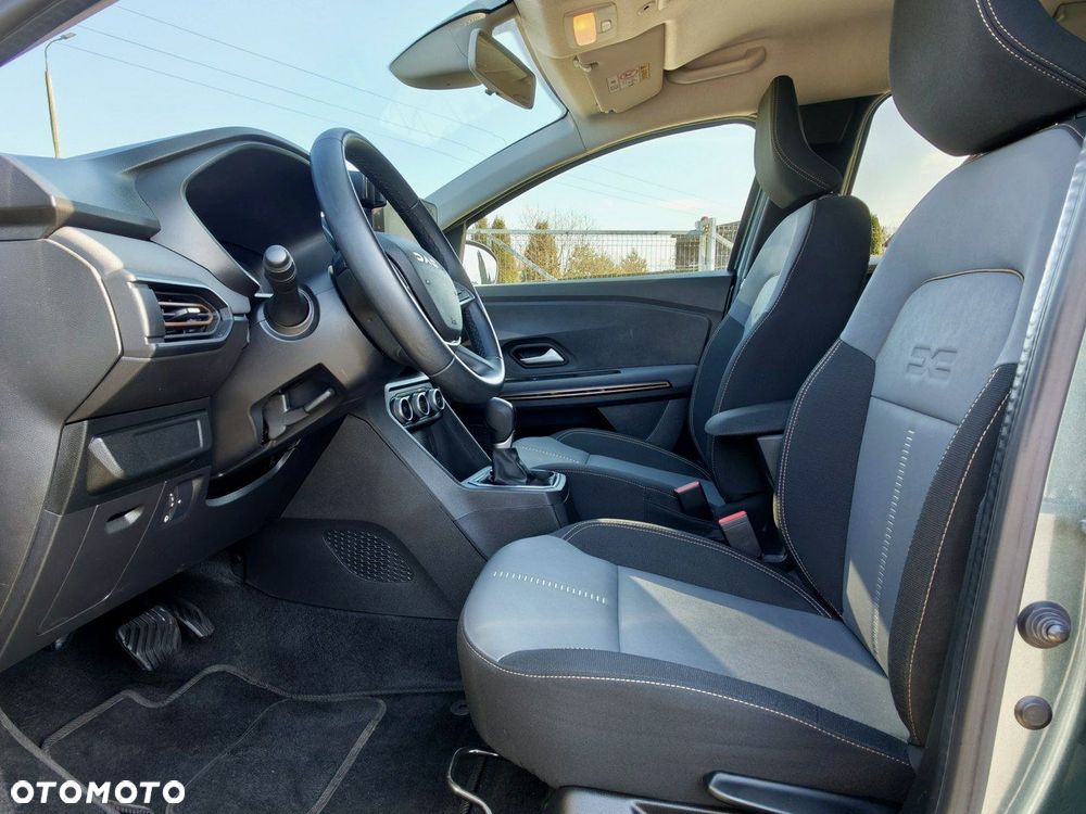 Dacia Jogger 1.6 Full Hybrid 140 Extreme MMT - 11