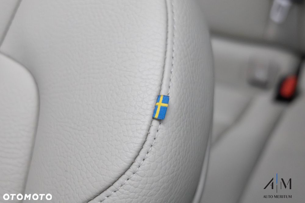Volvo V60 Cross Country B4 D AWD Geartronic - 31