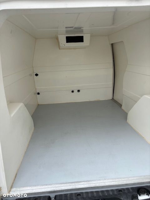 Renault KANGOO - 19