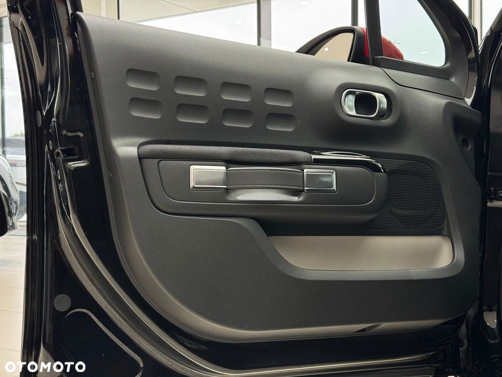 Citroën C3 1.2 PureTech Shine EAT6 - 12