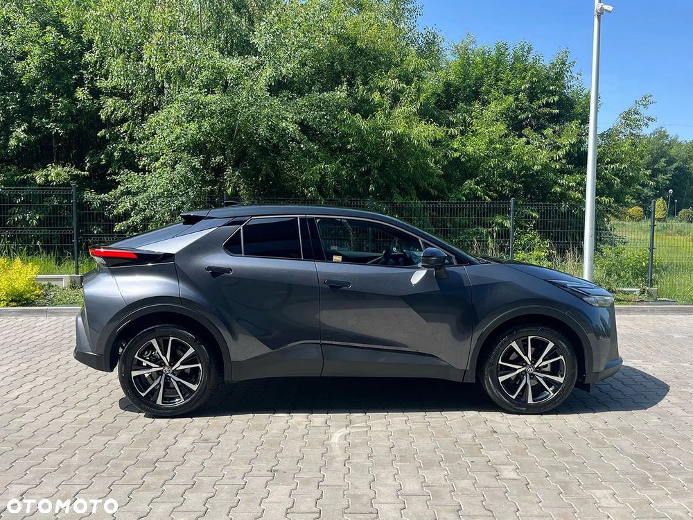 Toyota C-HR 2.0 PHEV Dynamic Force Style - 3