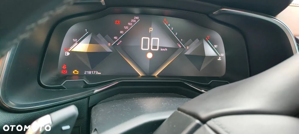 DS Automobiles DS 7 Crossback 2.0 BlueHDi Performance Line + - 21