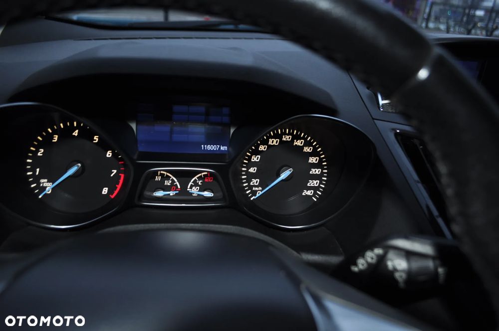 Ford Kuga 1.6 EcoBoost 4x4 Titanium - 31