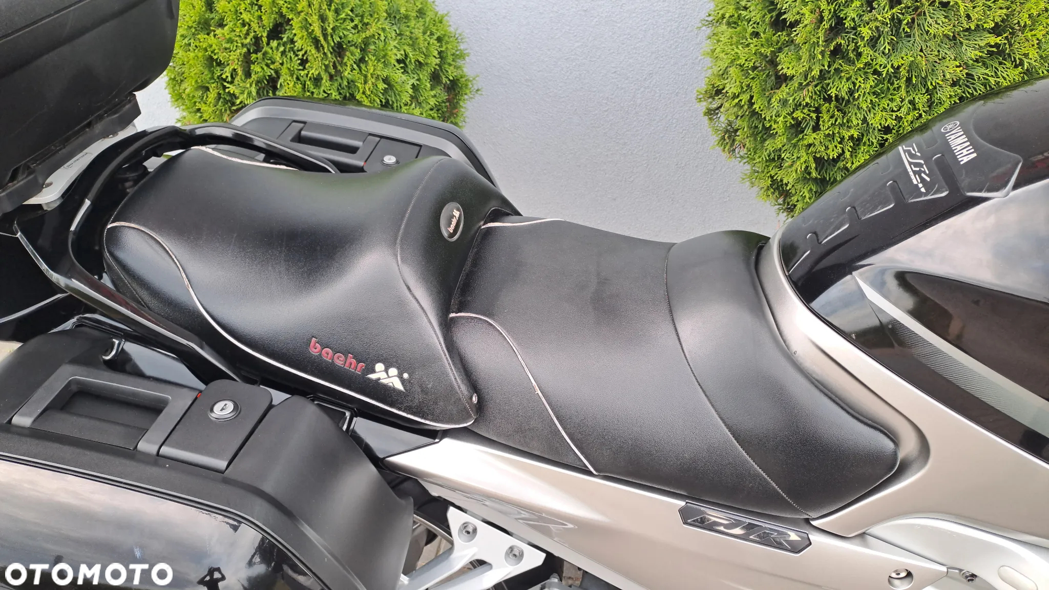 Yamaha FJR - 24