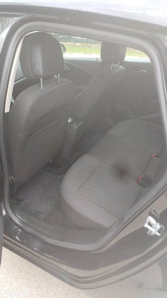 Opel Astra 1.4 T Enjoy - 7