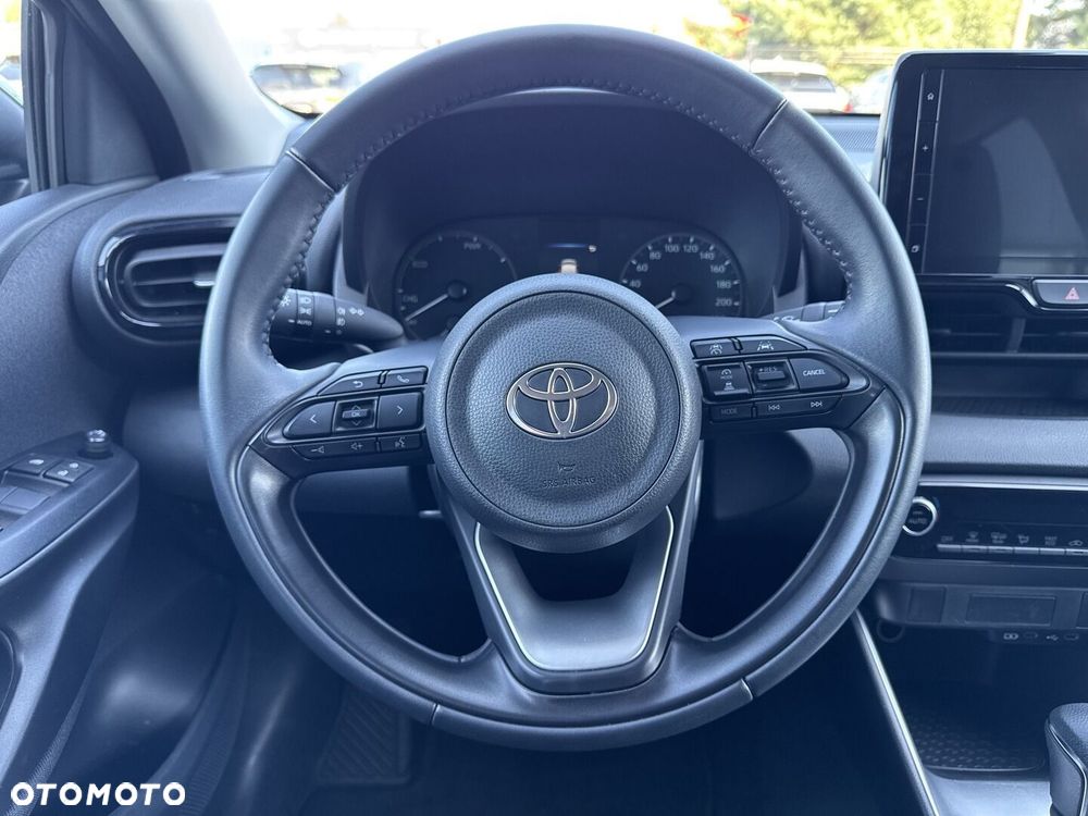 Toyota Yaris - 14