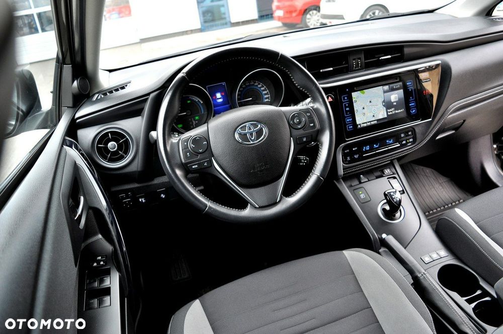 Toyota Auris - 6