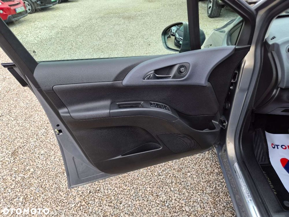 Opel Meriva - 15