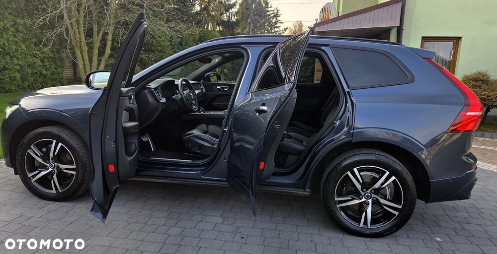 Volvo XC 60 B4 D Ultimate Dark - 19