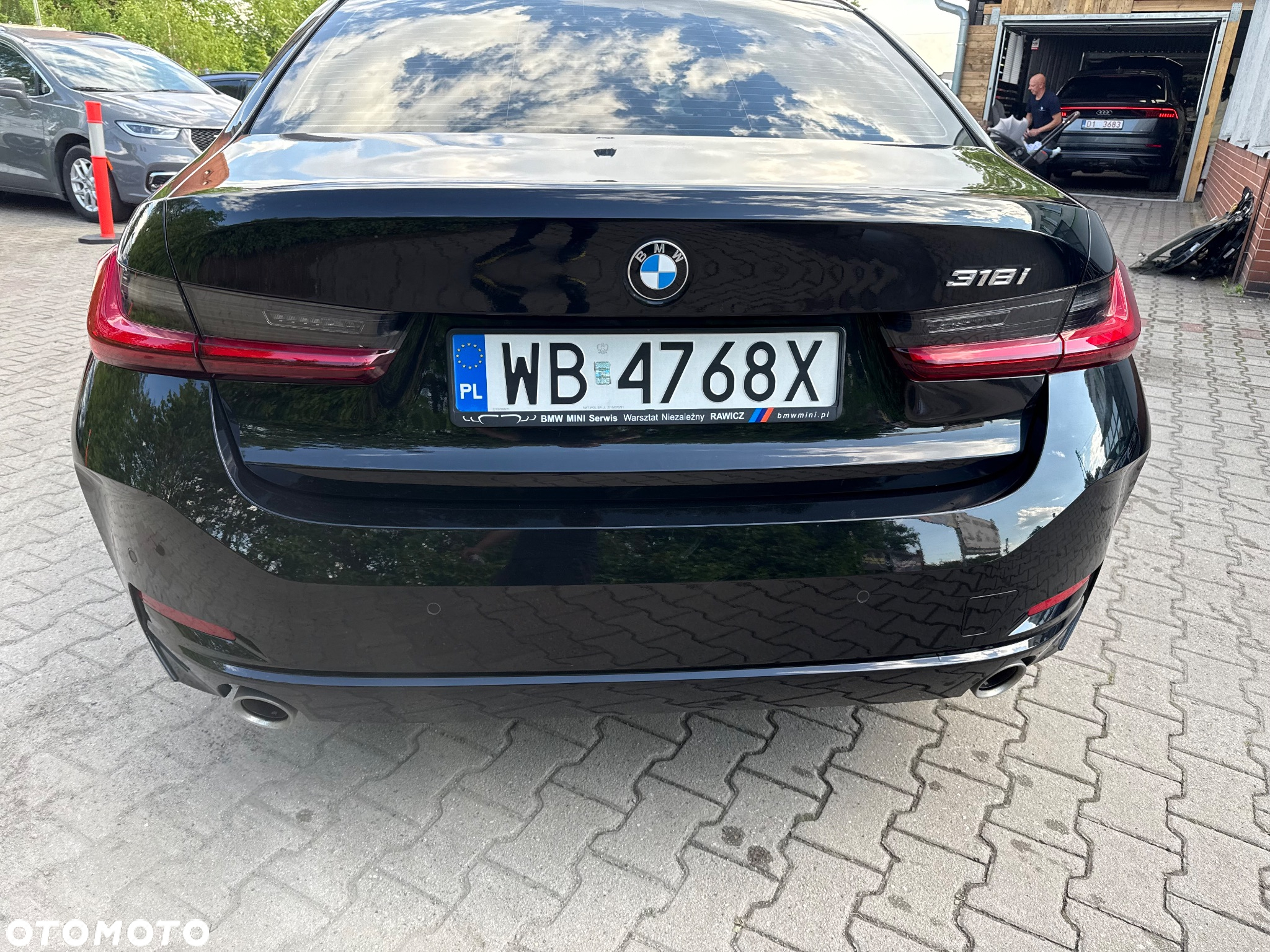 BMW Seria 3 318i - 6