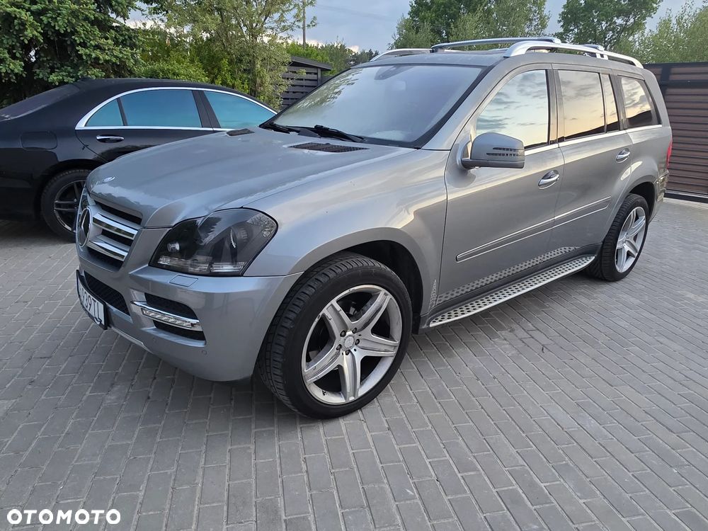 Mercedes-Benz GL 450 4Matic 7G-TRONIC - 1