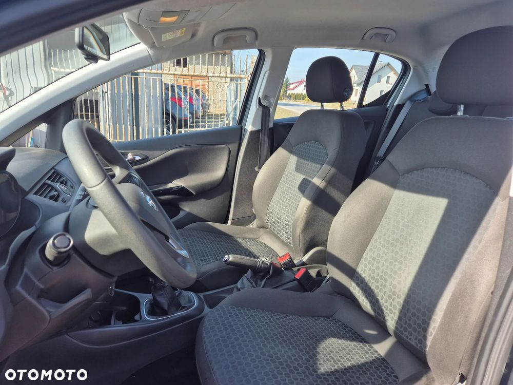 Opel Corsa 1.4 16V Color Edition - 13