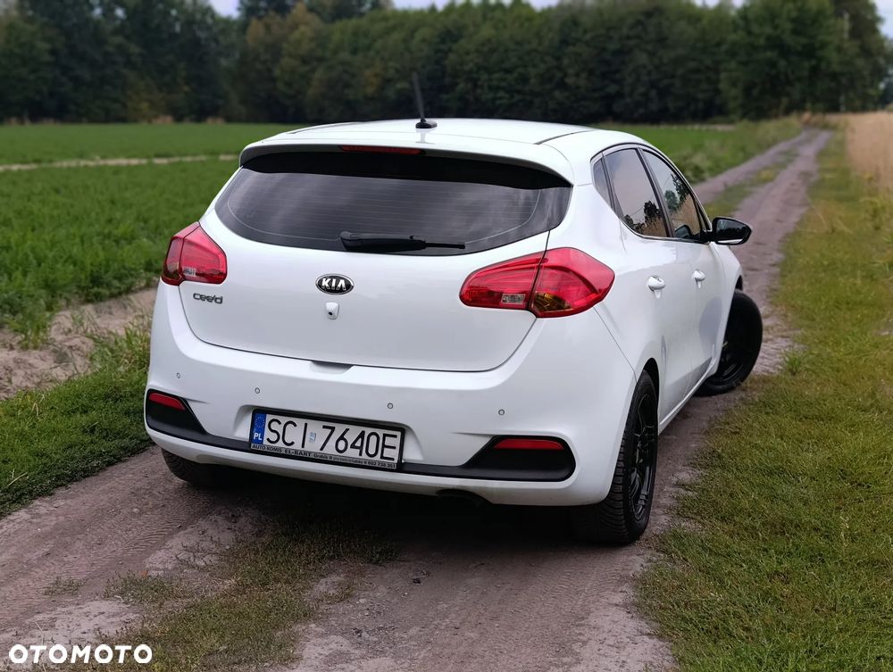 Kia Ceed 1.4 CVVT - 4