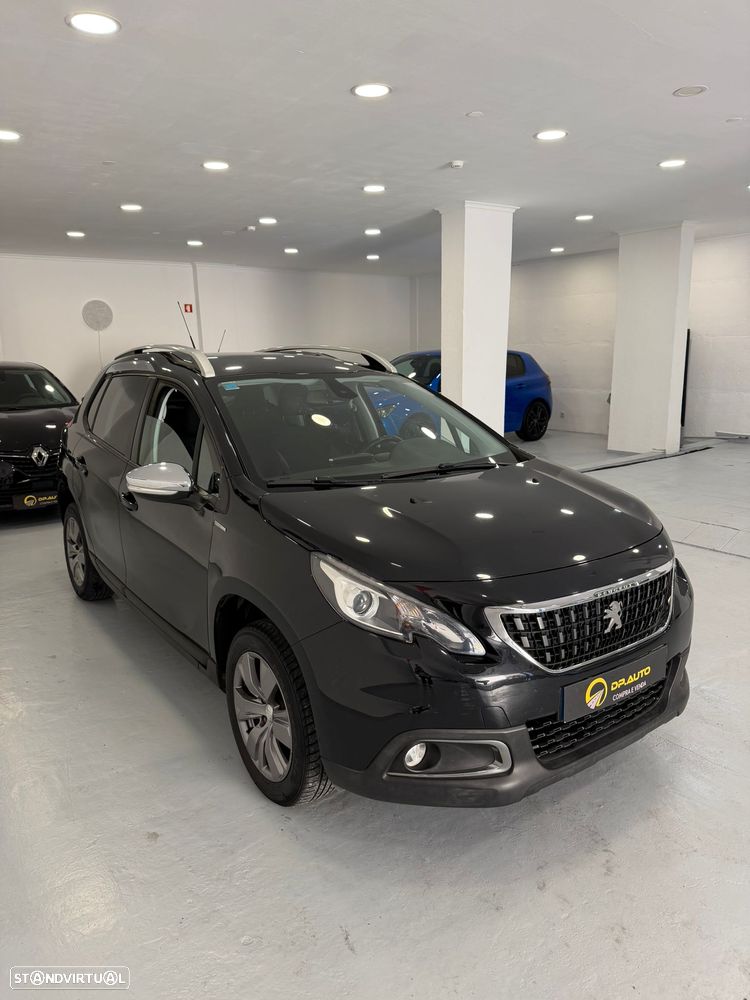 Peugeot 2008 1.2 PureTech Style - 3