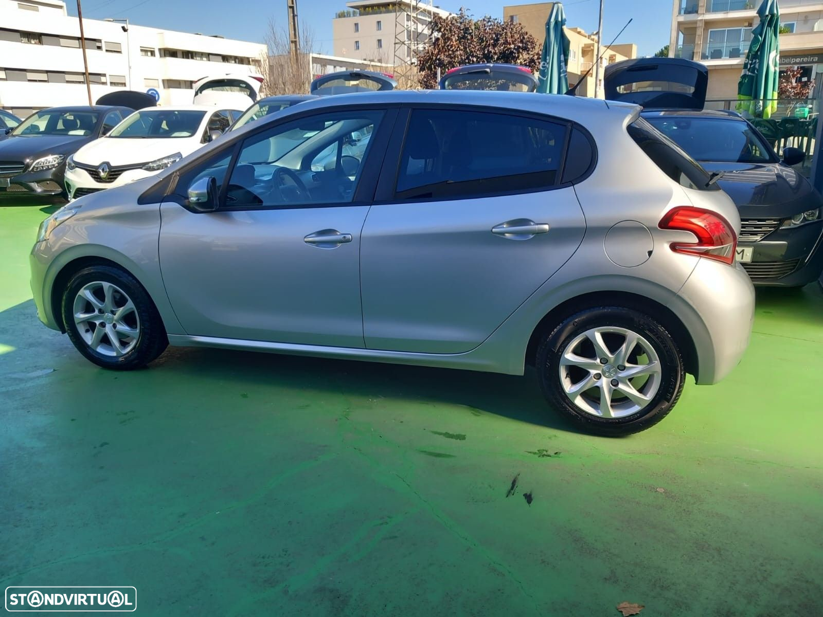 Peugeot 208 1.6 BlueHDi Active - 5