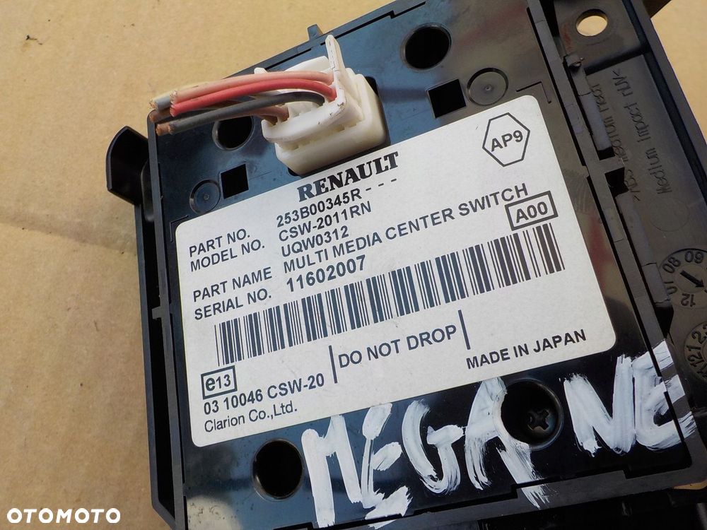 przełącznik radia nawigacji renault megane III 253B00345R - 2