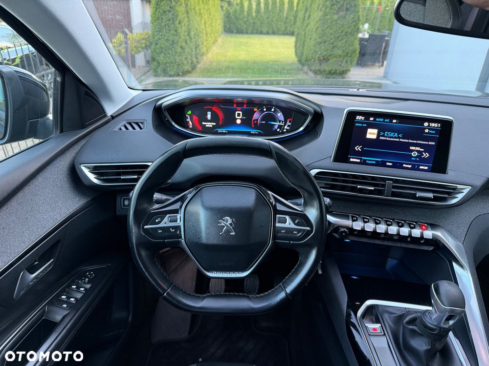 Peugeot 3008 HDi 150 Allure - 9