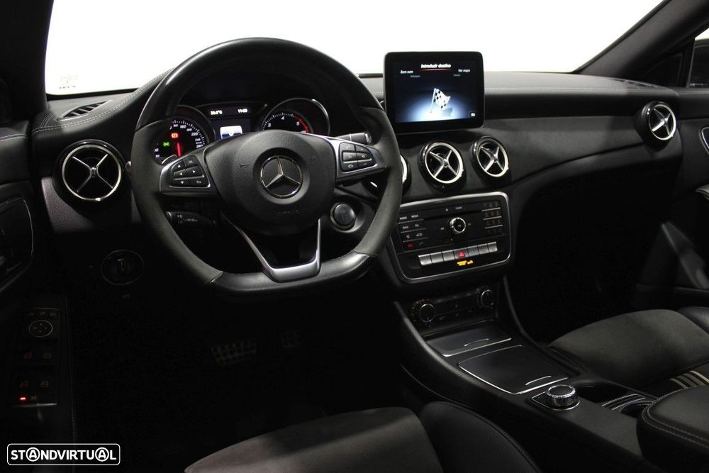 Mercedes-Benz CLA 220 - 17