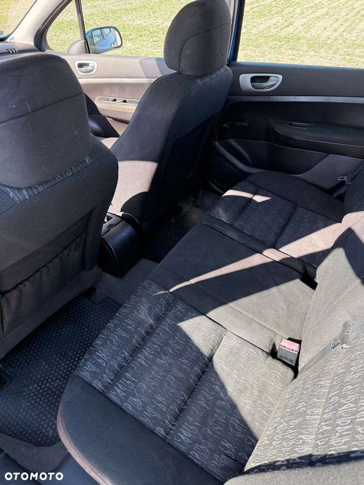 Peugeot 307 1.6 - 8