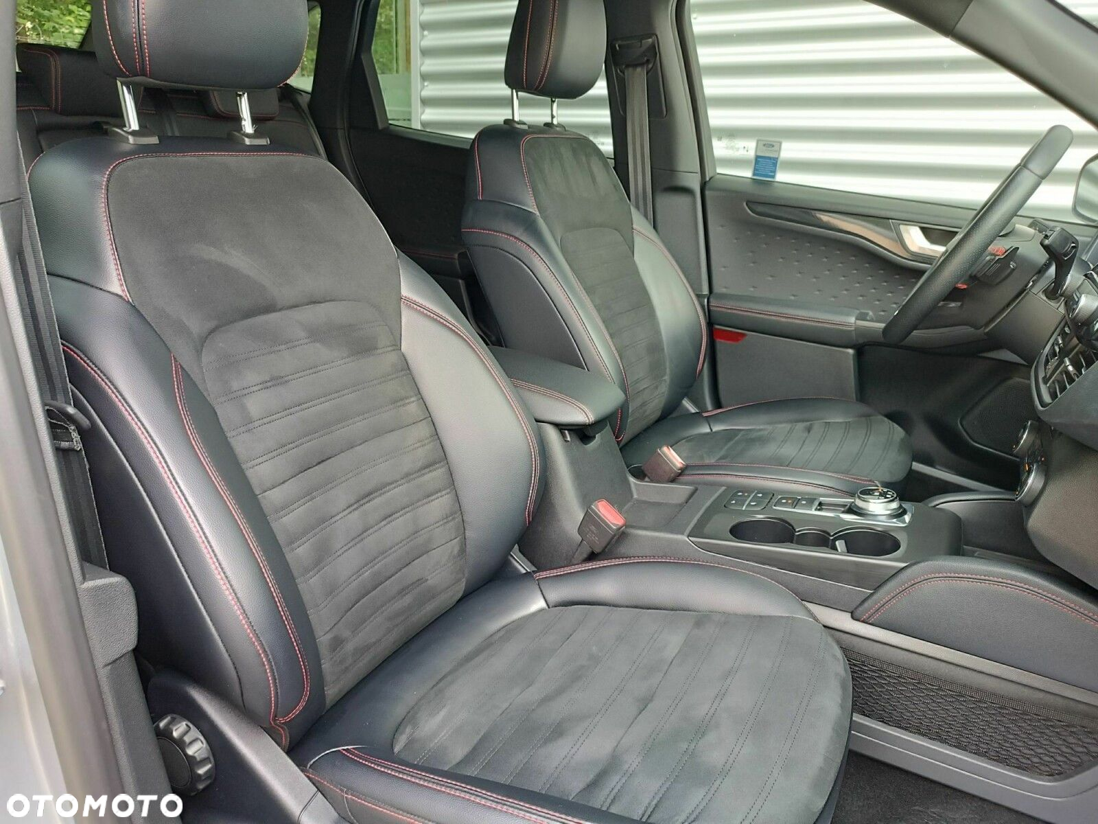 Ford Kuga - 16