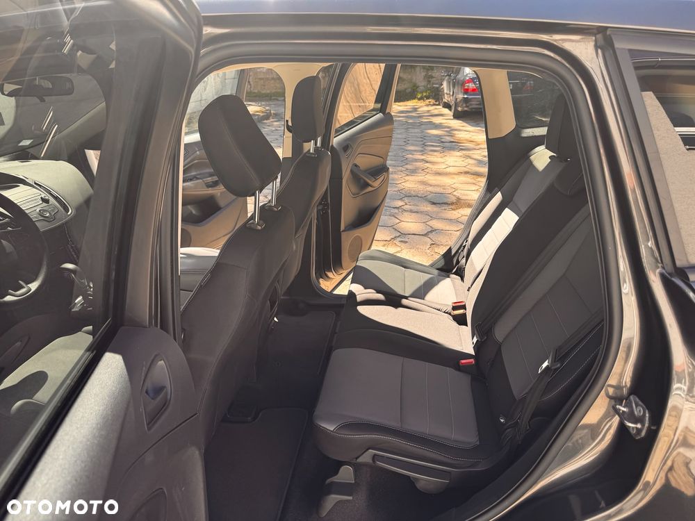 Ford Escape - 18