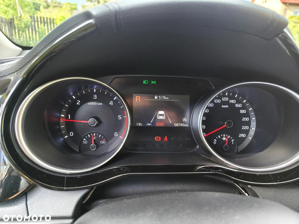 Kia Ceed 1.6 CRDi (48V Mild-Hybrid) Vision - 15