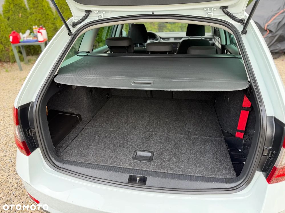 Skoda Octavia 1.8 TSI DSG Drive - 9