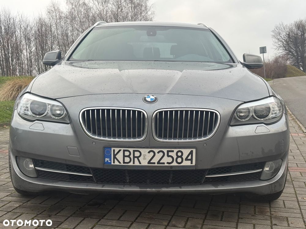 BMW Seria 5 520d Sport-Aut - 11